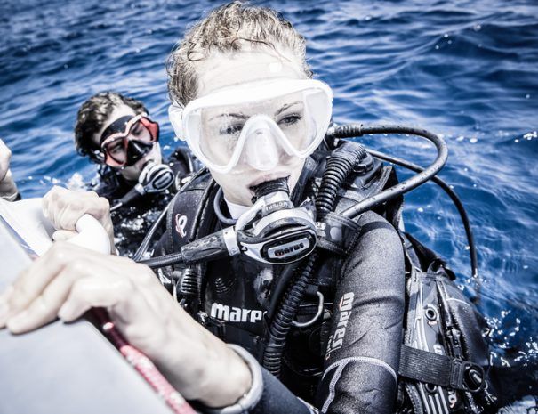 Diving (2)